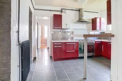 Appartement 3 pièces 750 €