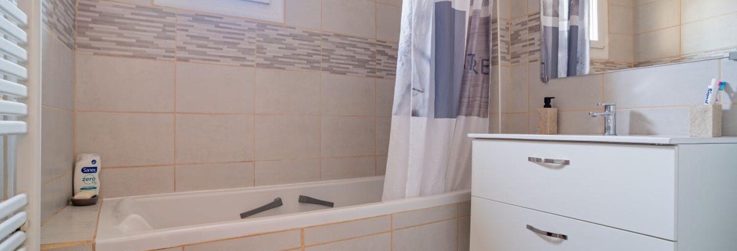 Maison 6 Pièces 192 m² à vendre à Redessan (30129)