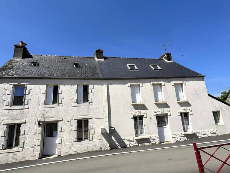 Deux maisons vendues ensemble – Un fort potentiel avec revenu locatif immédiat ! — photo 1
