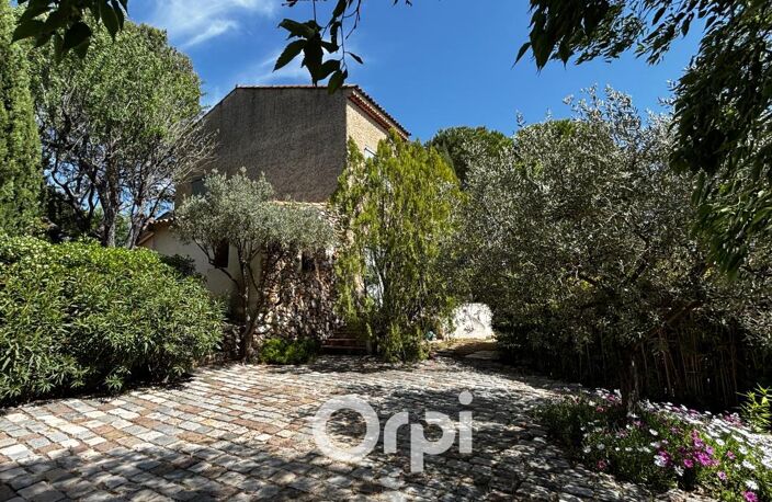 Bastide de type 5 avec piscine, terrain arboré de 1900 m² environ — photo 4