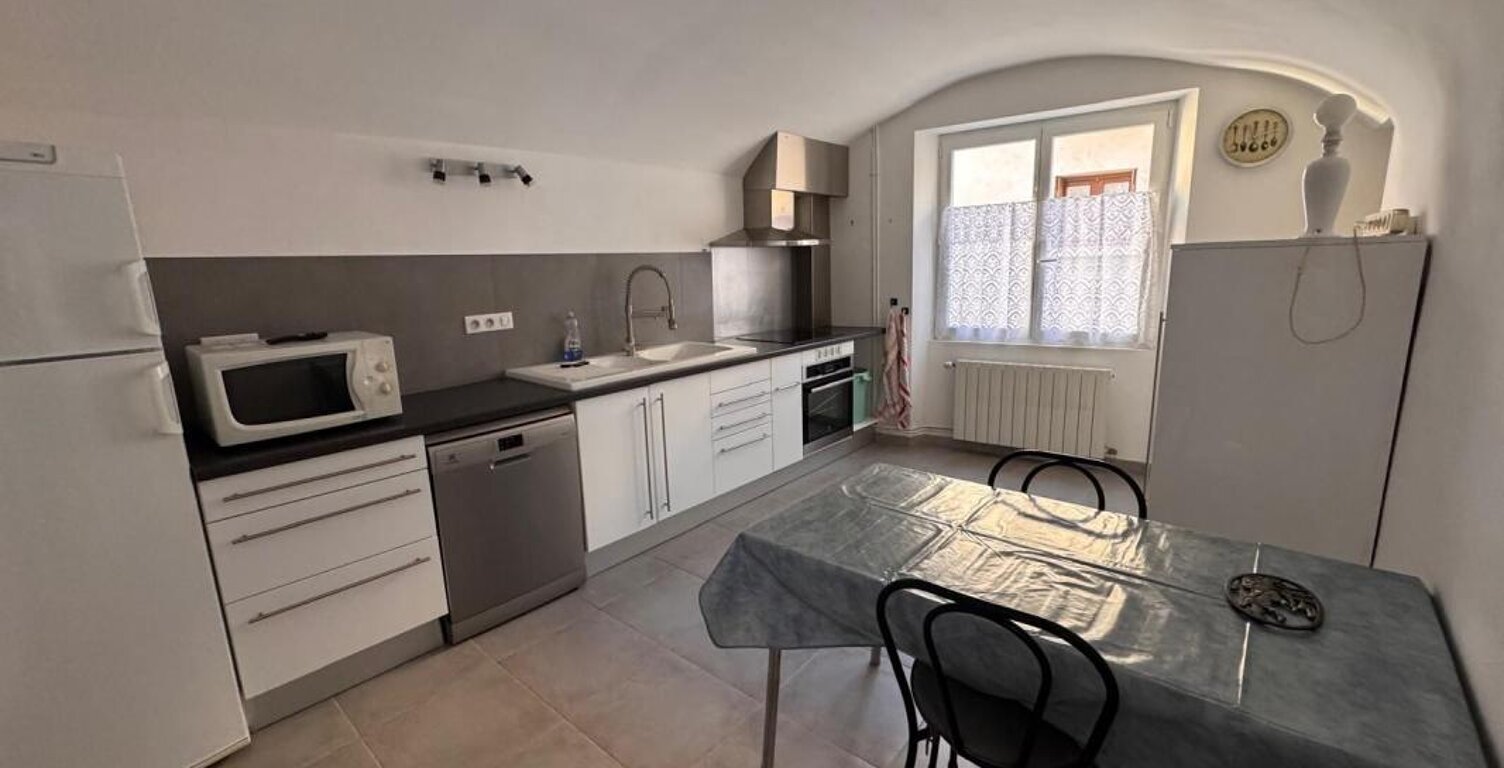 Maison de village meublée à louer Saint-Victor-de-Malcap — photo 1