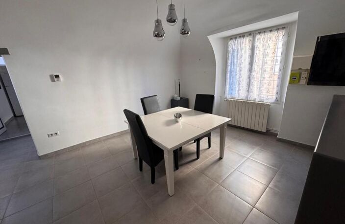 Maison de village meublée à louer Saint-Victor-de-Malcap — photo 3