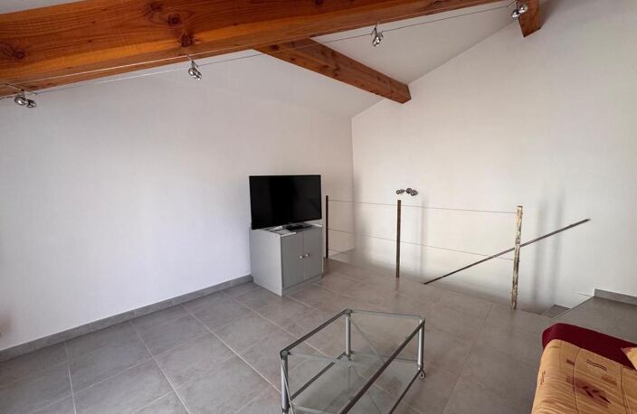 Maison de village meublée à louer Saint-Victor-de-Malcap — photo 5