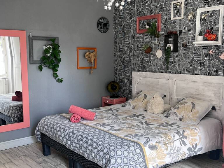 Maison à vendre avec chambres d'hôtes et activité rentable en place (17) — photo 1