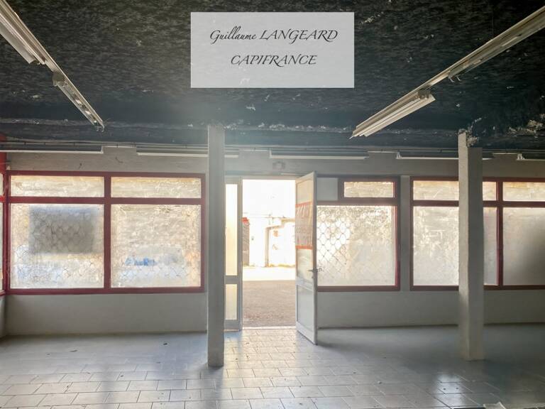À VENDRE / À LOUER - LOCAL  145 m2 - MONTREAL LA CLUSE (01) — photo 1