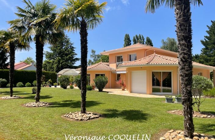 Magnifique villa 7 pièces 240m² avec piscine intérieure à vendre LE CELLIER — photo 3