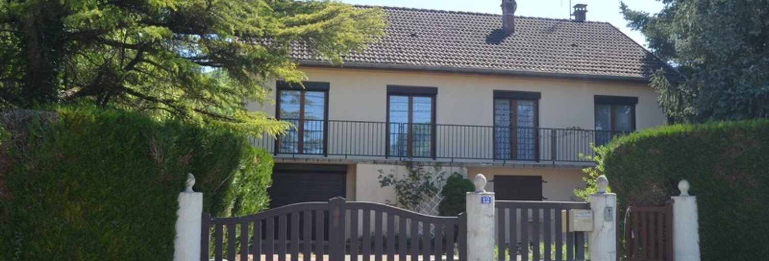 Maison 7 Pièces 146 m² à vendre à Lons-le-Saunier (39000)