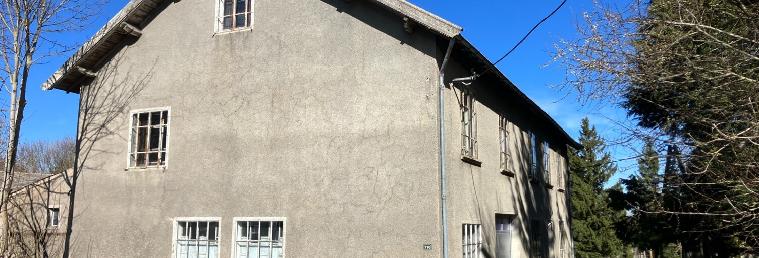 Maison 9 Pièces 191 m² à vendre à Les Vastres (43430)