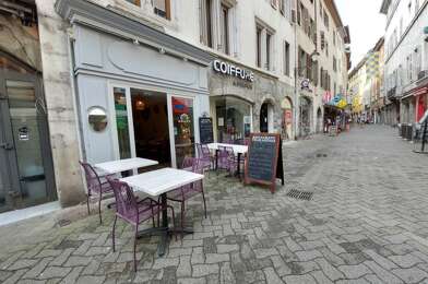 Commerce 2 pièces 97000 €