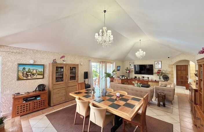 À VENDRE – LA RIVIÈRE SAINT-LOUIS (OUAKI) - Villa familiale T5/6 de 293,50 m² utiles sur 770 m² de terrain — photo 5