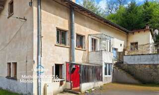 Immeuble  207 m² à vendre à Saint-Martin-des-Olmes (63600)