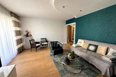 Appartement 4 pièces 240000 €
