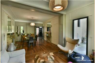 Maison 10 pièces 695000 €