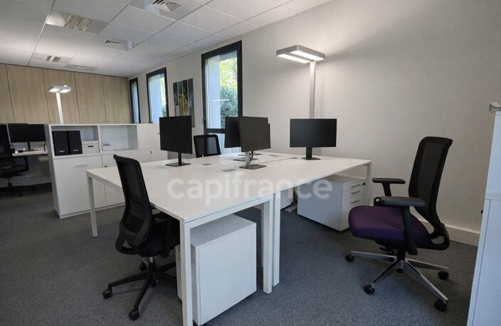Plateau de Bureaux Moderne 204 m² avec stationnements privatifs couverts et terrasse – Parc des Glaisins (Annecy-le-Vieux) — photo 3