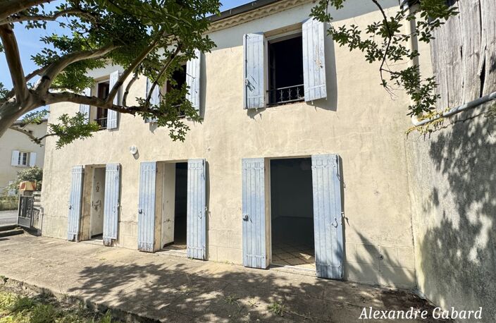 Maison en pierres - 3 chambres - Jardin - Dépendances et fort potentiel — photo 3