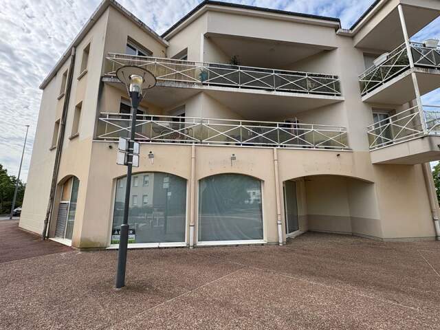 A LOUER - local d'activité de 79m² à St Avertin — photo du bien
