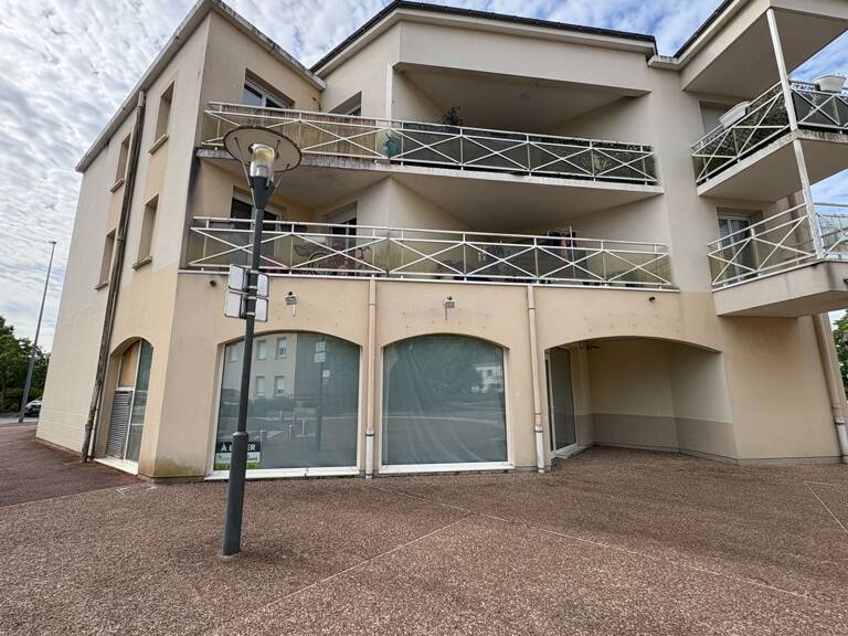 A LOUER - local d'activité de 79m² à St Avertin — photo 1
