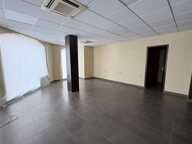 A LOUER - local d'activité de 79m² à St Avertin — photo 3