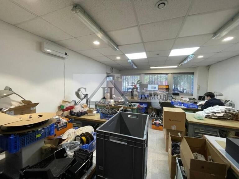 Entrepôt Bureau 275 m² à louer à TORCY — photo 1