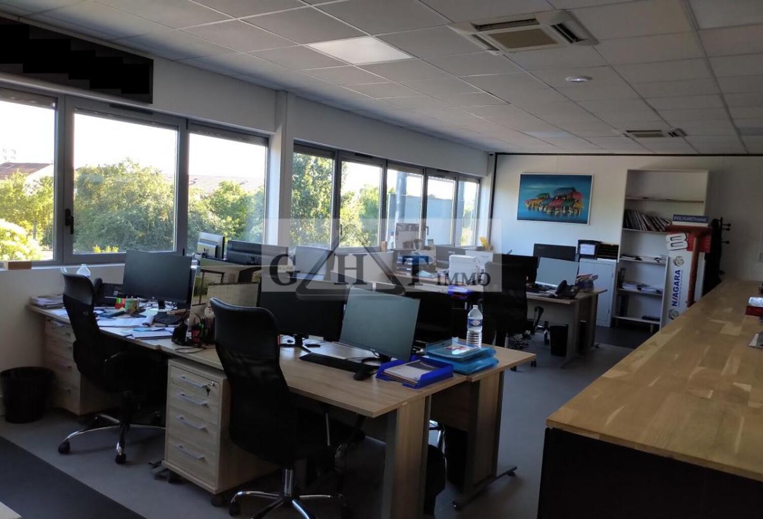 A VENDRE 287 M² DE BUREAUX A STAINS — photo 1