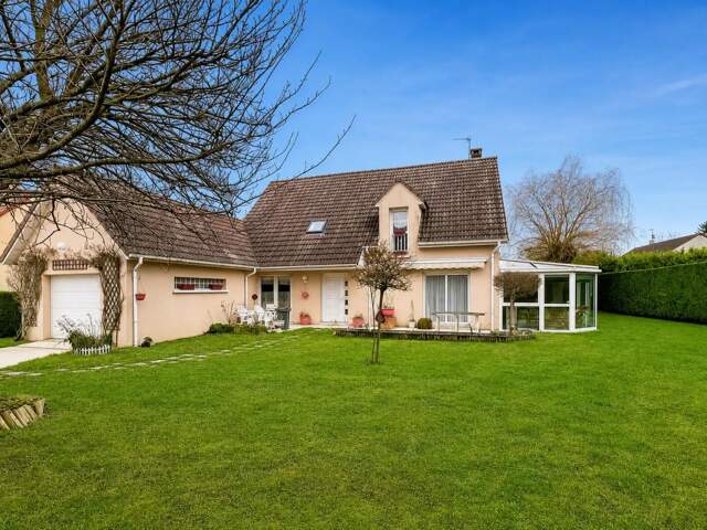 Spacieuse maison 5 pièces, 164 m² à Maillot — photo du bien