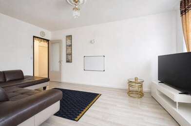 Appartement 4 pièces 210000 €