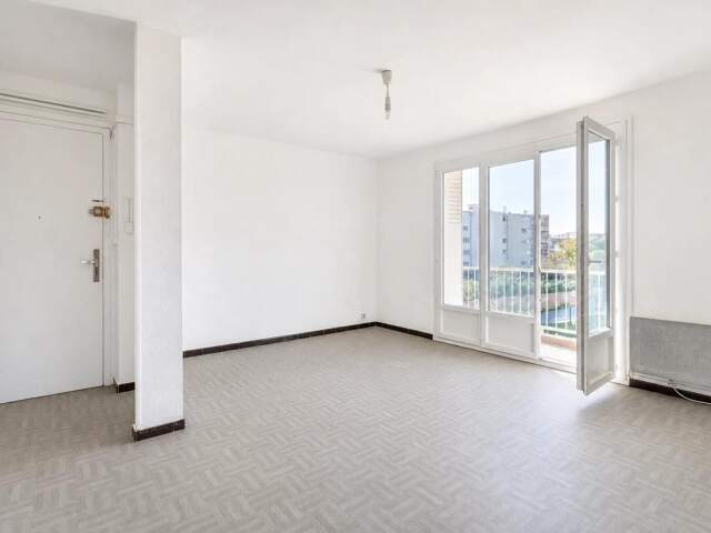 Appartement lumineux 3 pièces Toulon — photo du bien