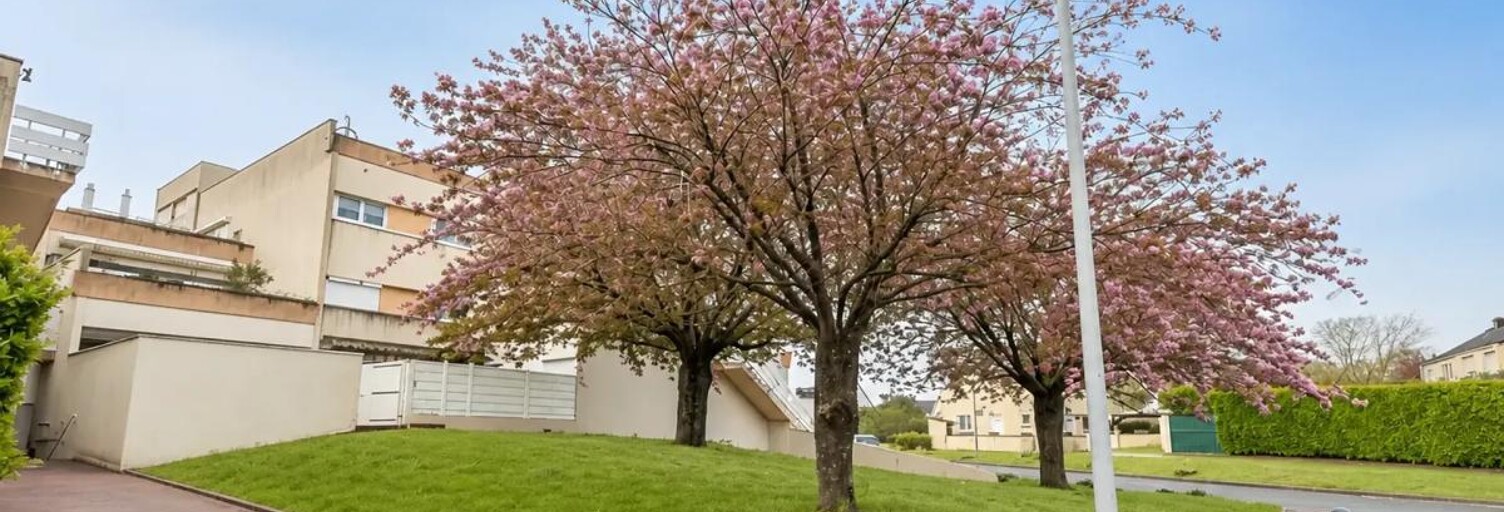 Appartement 5 Pièces 100 m² à vendre à Savigny-le-Temple (77176)