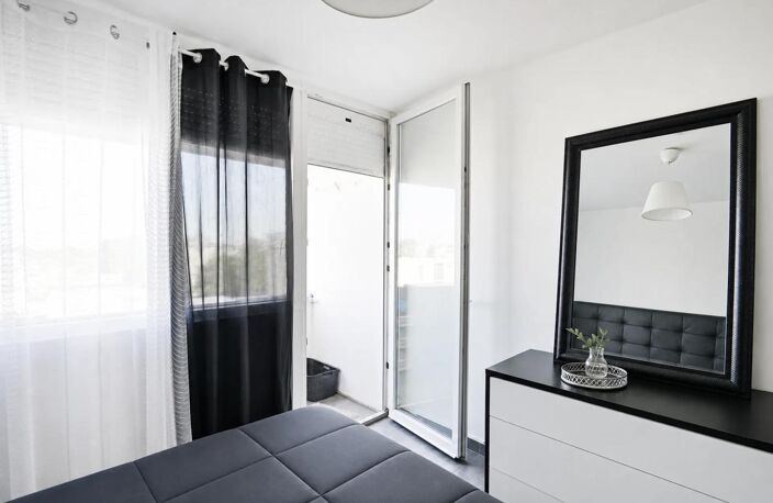 Appartement 4 pièces de 72 m² vendu loué — photo 4