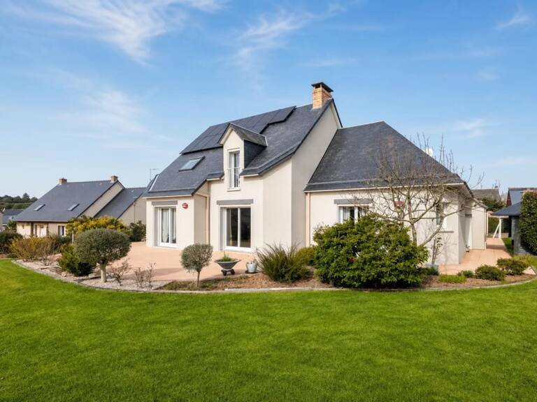 Maison lumineuse 146m² avec jardin au Neufbourg — photo 1