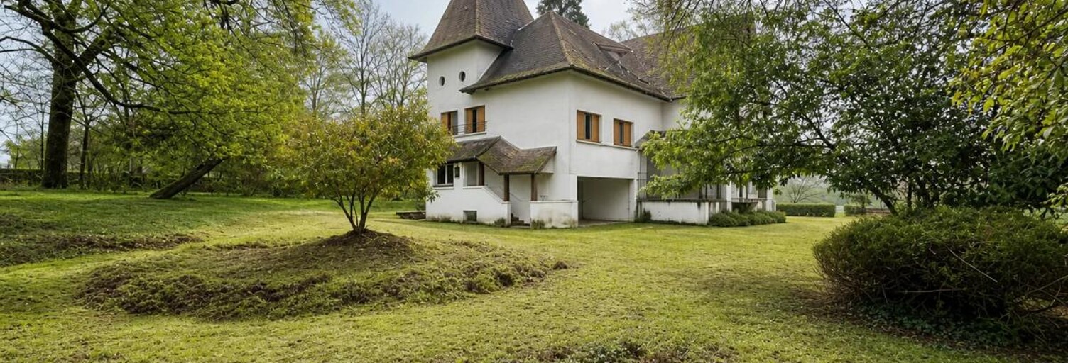 Maison 12 Pièces 303 m² à vendre à Saint-Georges-sur-Moulon (18110)