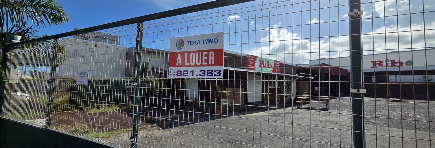 Commerce 1 Pièce 100 m² à louer à Saint-Louis (97450)
