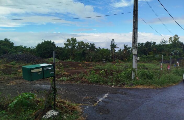A VENDRE TERRAIN DE 226.28 m2 à la rivière Saint Louis — photo 2