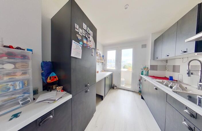 Appartement T5 Lyon 9eme proche Champagne au Mont d'Or — photo 5
