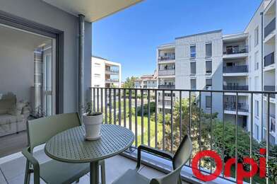 Appartement 3 pièces 240000 €