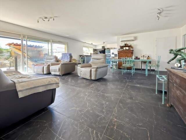 Maison plain-pied 111 m² – Accès PMR, moderne et lumineuse avec piscine — photo du bien