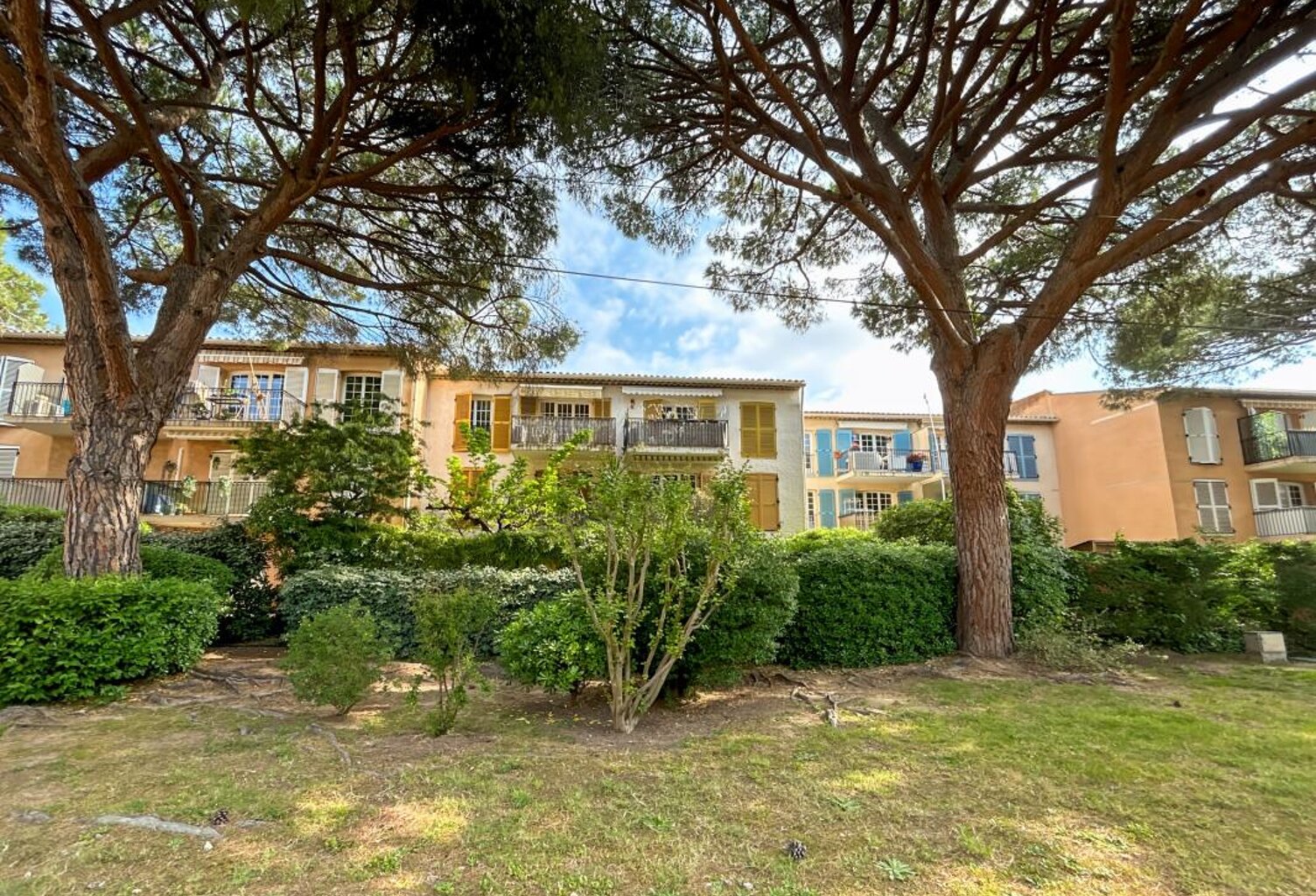 Appartement À Vendre — photo 1