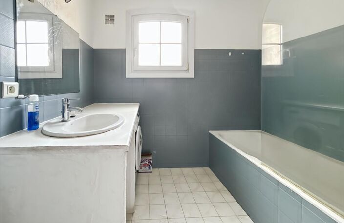 Appartement À Vendre — photo 3