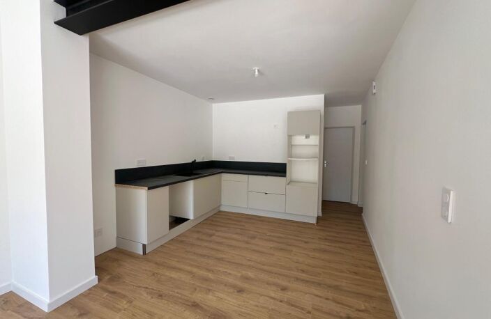 Maison T4 de plain pied 86 m2 avec jardin — photo 5