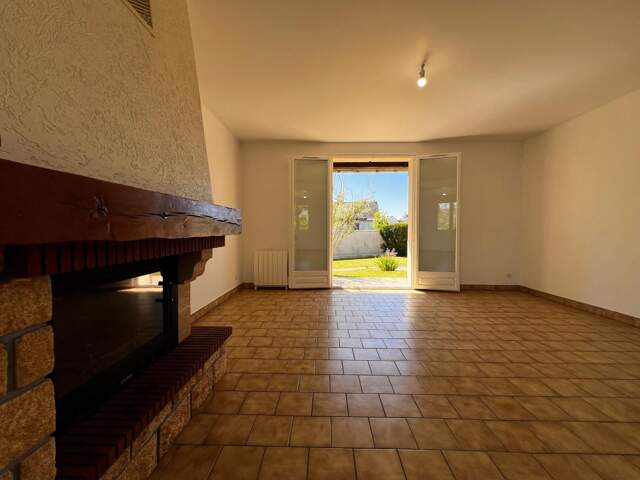 🏡 Pavillon familial de 121 m² sur sous-sol complet - Centre Patay ✨ — photo du bien