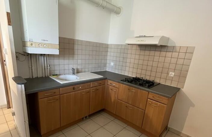 ANGOULEME (16000) : Appartement 48m2 T2 lumineux avec parking — photo 3