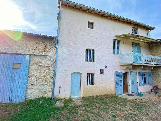 EXCLUSIVITÉ - Maison à vendre avec dépendances à Uchizy — photo du bien