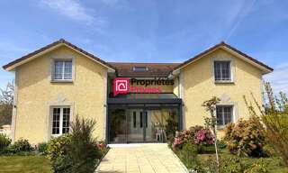 Maison 7 Pièces 231 m² à vendre à Saint-Georges-de-Mons (63780)