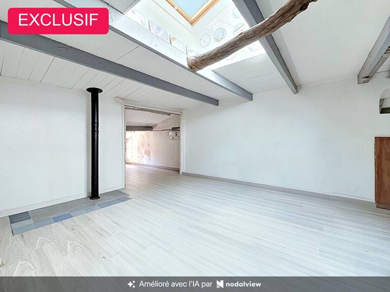 Appartement  3 pièce(s)  58m2 loi carrez 70m² au sol — photo 1