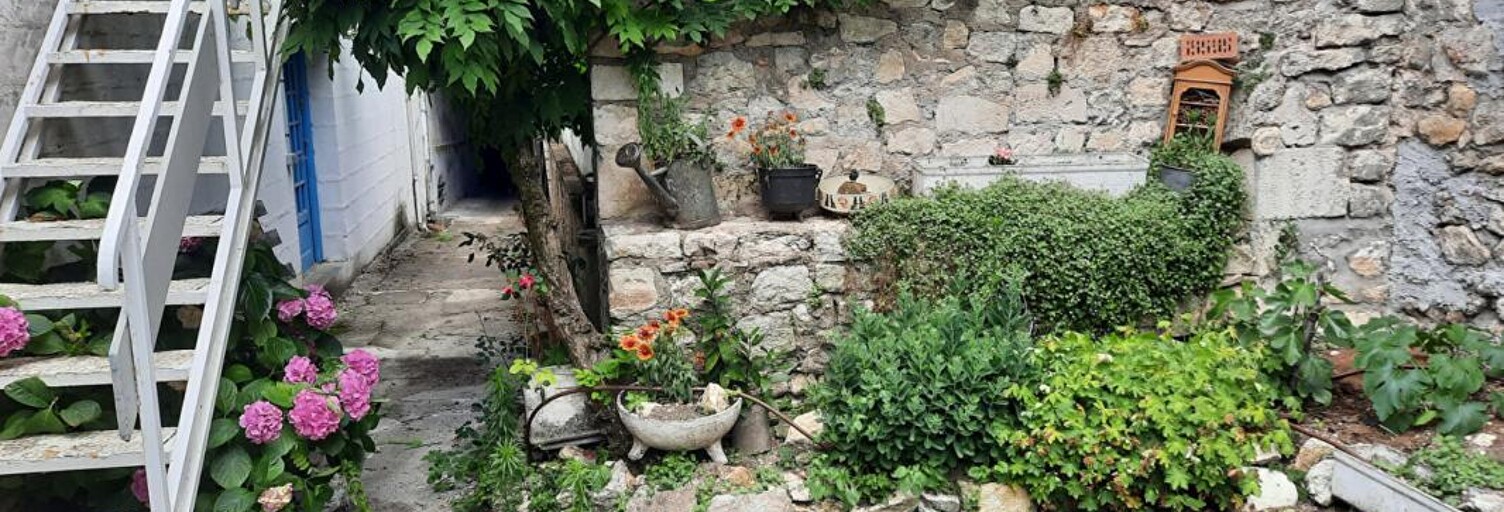 Immeuble  90 m² à vendre à La Charité-sur-Loire (58400)