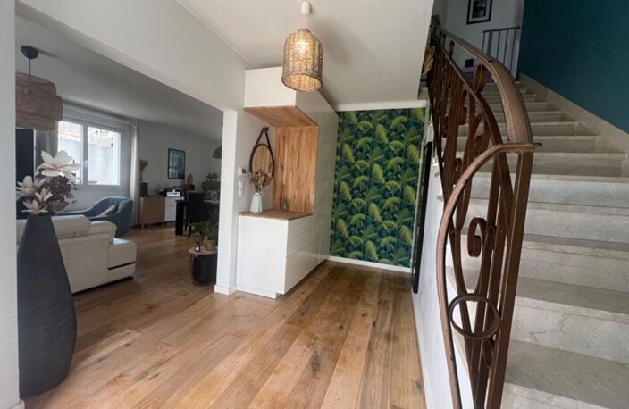Maison de 161 m2 - 5 chambres - JARDIN — photo 3