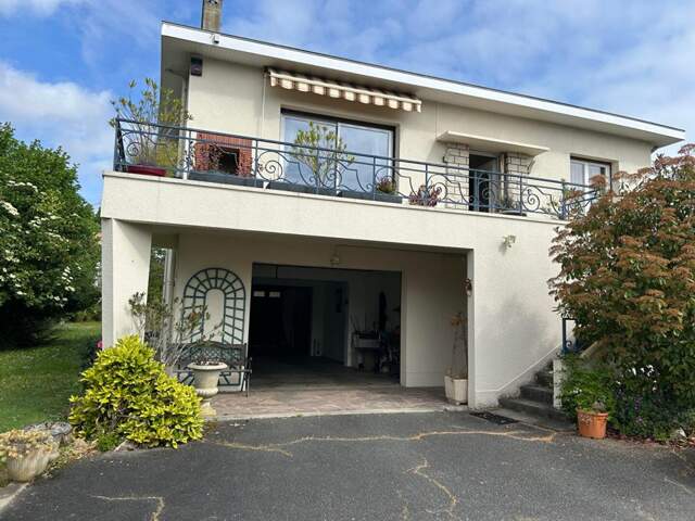 33 Villenave d' Ornon 5 chambres sur une parcelle de 1 437 m2 — photo du bien