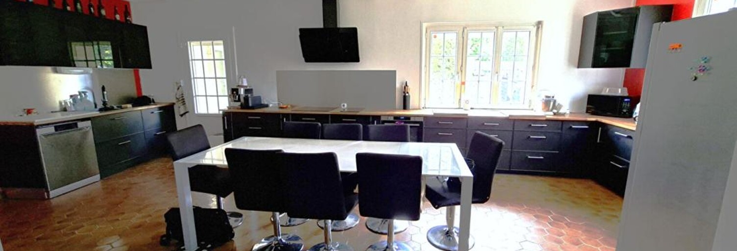 Maison 9 Pièces 169 m² à vendre à Saint-Savinien (17350)