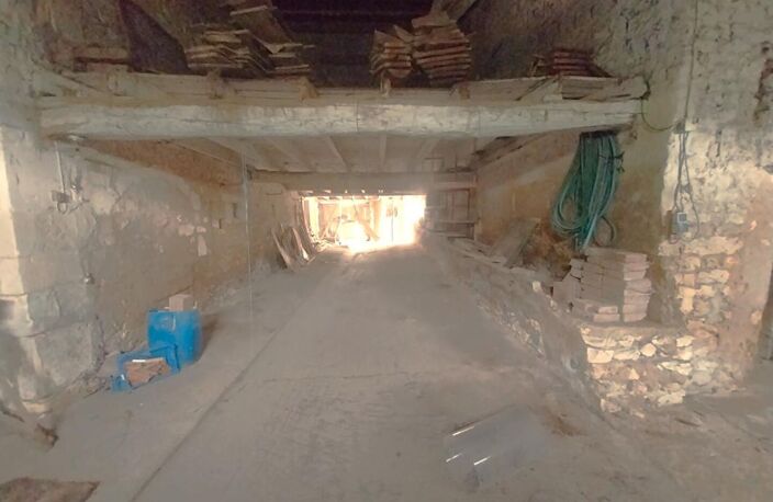 Saint Savinien 17350  Dépendance en Pierre à réhabiliter 225 m² — photo 4