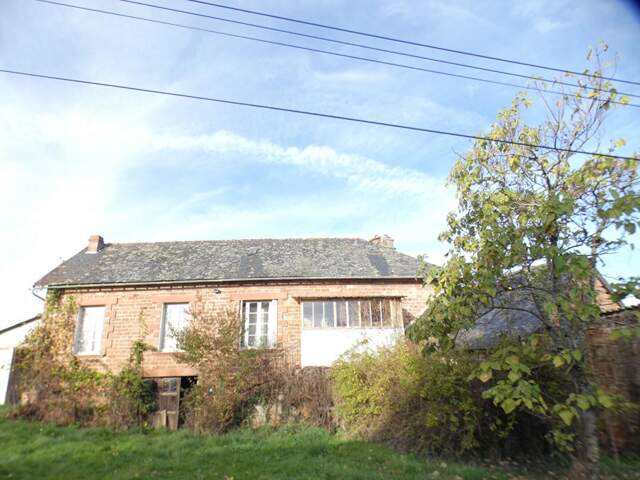 Villac maison en pierre avec 5 800 m² de terrain et  deux grand batiment (210 m² et 95 m²) — photo du bien
